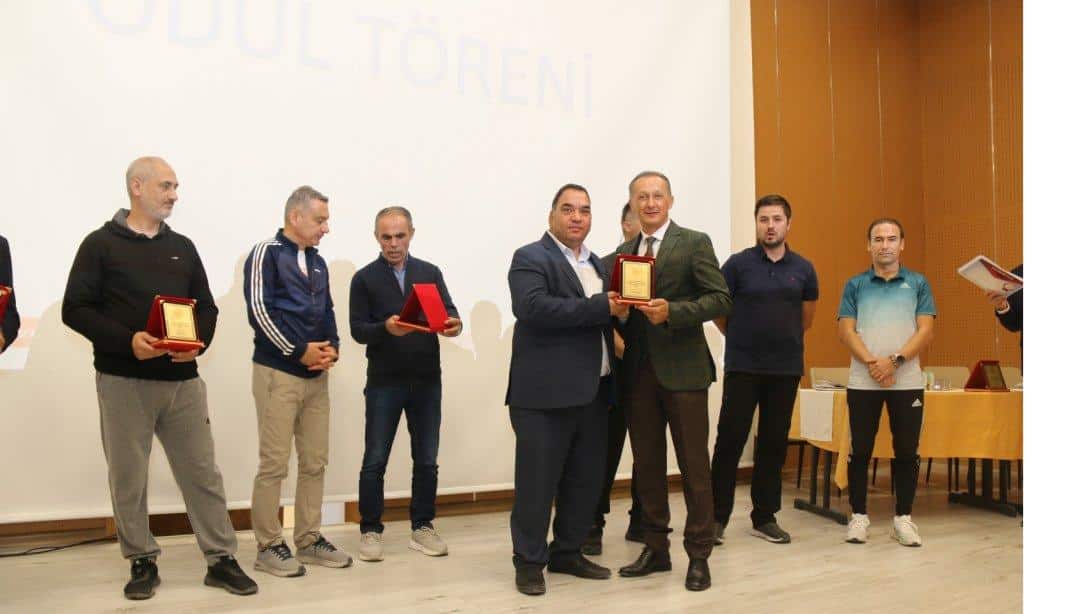 İlçemiz Şehit Erkan Karaçoban Çok Programlı Anadolu Lisesi; Okul sporlarına en çok lisanslı sporcu kazandıran okullar sıralamasında Amasya il genelinde ikinci okul oldu.